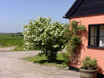 accommodation holiday cottages in suffolk lavenham sudbury uk
