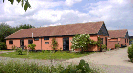 accommodation holiday cottages suffolk lavenham sudbury uk