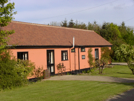 accommodation holiday cottages suffolk lavenham sudbury uk